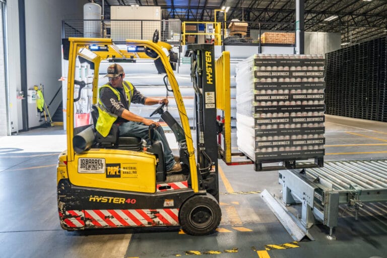 17+ Best Forklift Safety Tips for 2023 – [Plus Data & Facts]