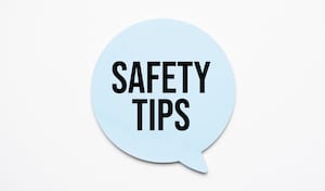 Safety Tips Speech Bubble